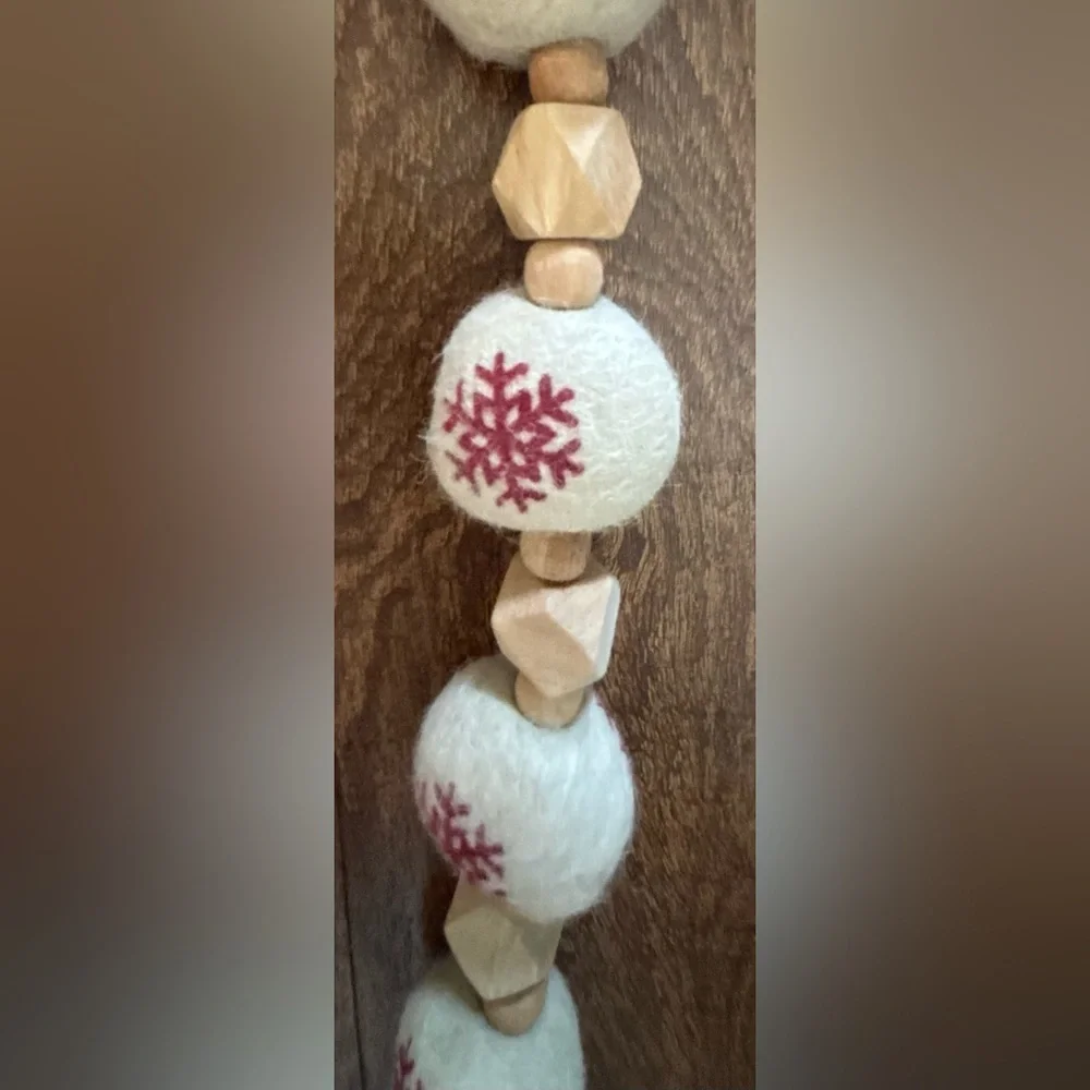 Christmas ball garland NEW NWT 3 sets wood snowflakes 6 ft festive Xmas decor